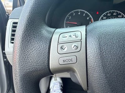 2011 Toyota Corolla 4dr Sdn Auto LE