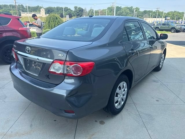 2011 Toyota Corolla 4dr Sdn Auto LE