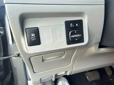 2011 Toyota Corolla 4dr Sdn Auto LE
