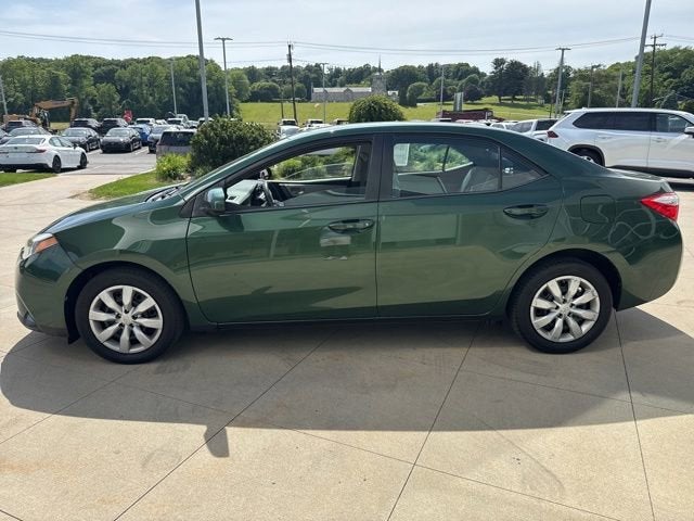 2014 Toyota Corolla 4dr Sdn CVT LE