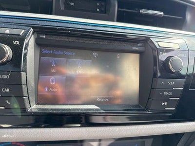 2014 Toyota Corolla 4dr Sdn CVT LE