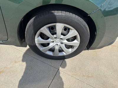 2014 Toyota Corolla 4dr Sdn CVT LE