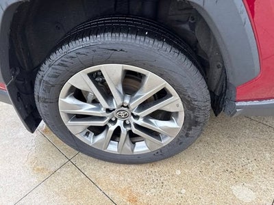 2025 Toyota RAV4 XLE Premium AWD