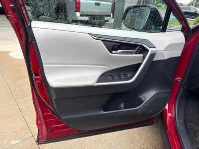 2025 Toyota RAV4 XLE Premium AWD