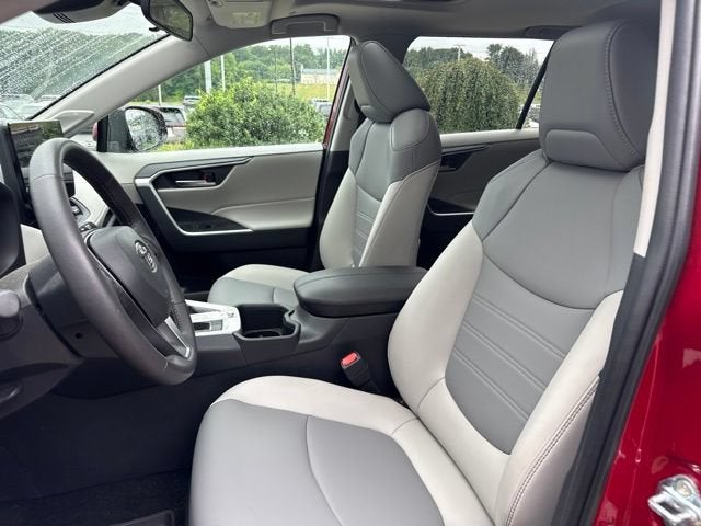 2025 Toyota RAV4 XLE Premium AWD