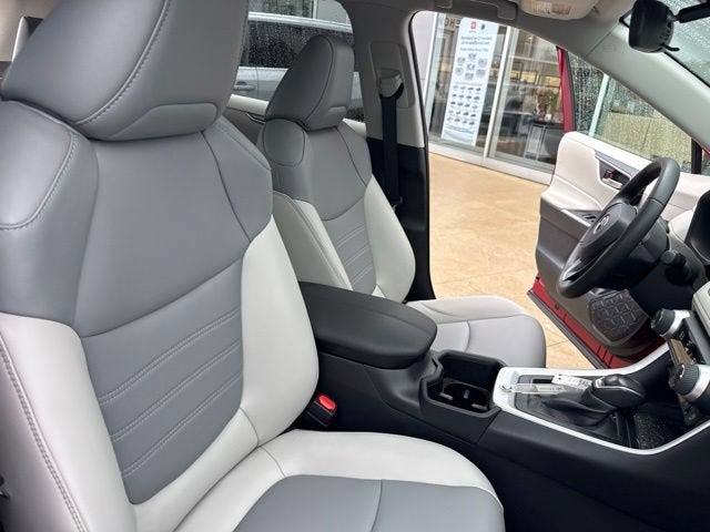 2025 Toyota RAV4 XLE Premium AWD