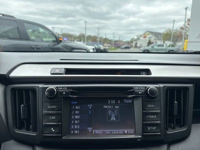 2016 Toyota RAV4 AWD 4dr LE