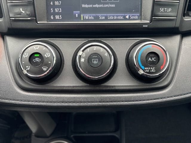 2016 Toyota RAV4 AWD 4dr LE