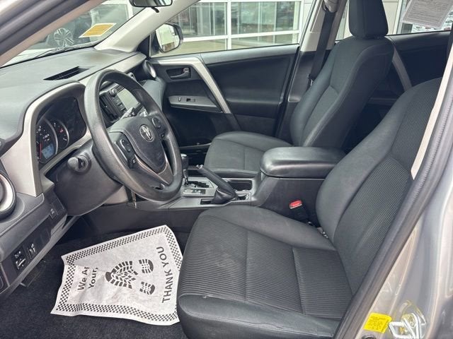 2016 Toyota RAV4 AWD 4dr LE