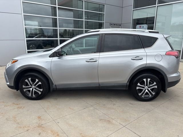 2016 Toyota RAV4 AWD 4dr LE