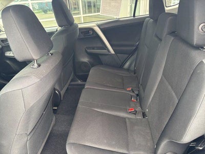 2016 Toyota RAV4 AWD 4dr LE