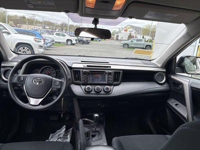 2016 Toyota RAV4 AWD 4dr LE