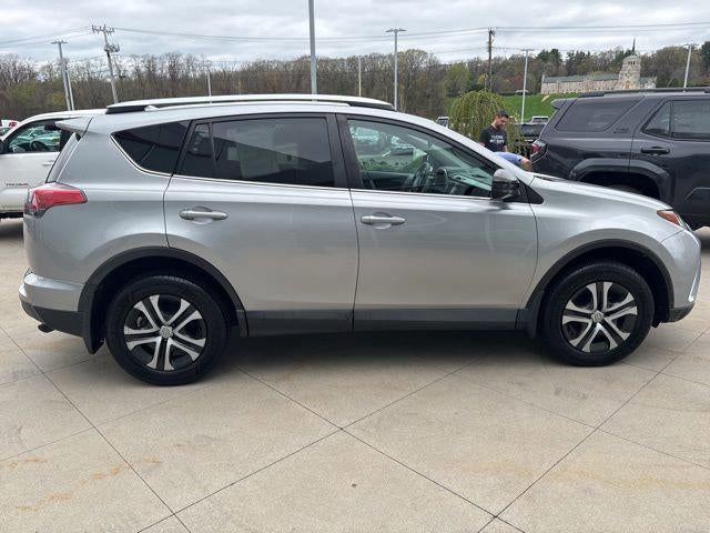 2016 Toyota RAV4 AWD 4dr LE