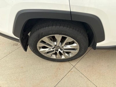 2024 Toyota RAV4 XLE Premium FWD