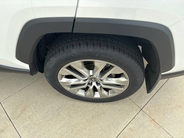 2024 Toyota RAV4 XLE Premium FWD