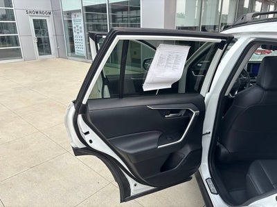 2024 Toyota RAV4 XLE Premium FWD