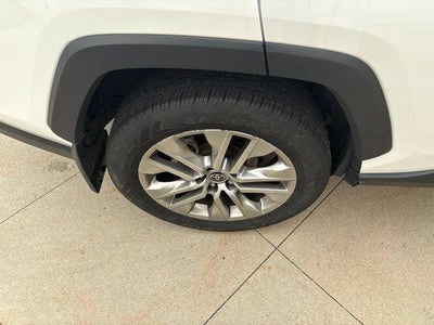 2024 Toyota RAV4 XLE Premium FWD