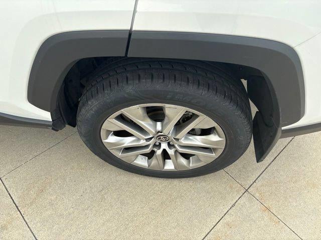 2024 Toyota RAV4 XLE Premium FWD
