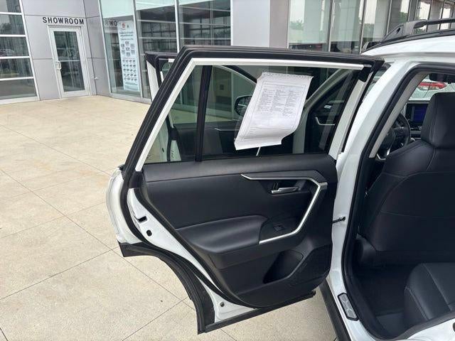 2024 Toyota RAV4 XLE Premium FWD