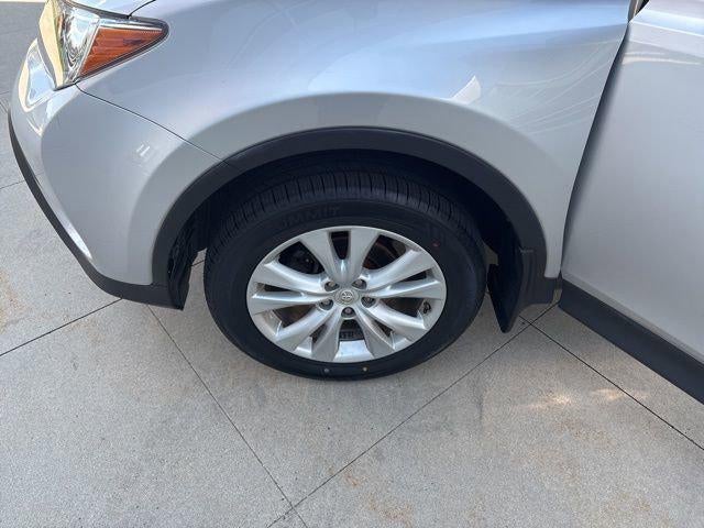 2015 Toyota RAV4 AWD 4dr Limited