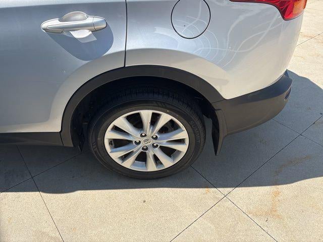2015 Toyota RAV4 AWD 4dr Limited