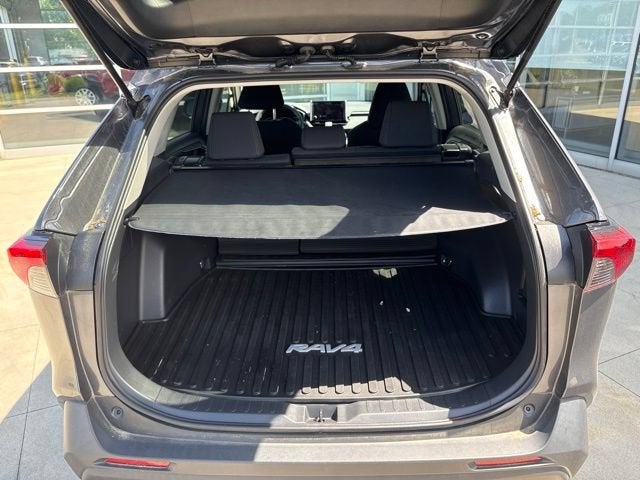 2024 Toyota RAV4 LE AWD