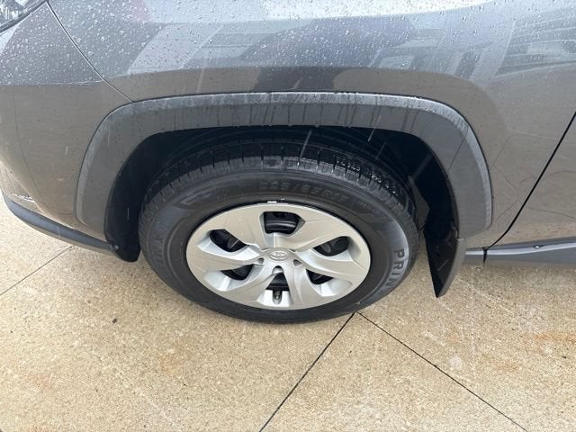 2022 Toyota RAV4 LE AWD