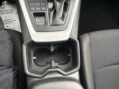 2022 Toyota RAV4 LE AWD