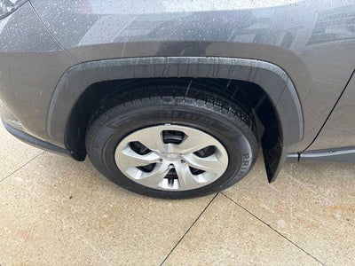 2022 Toyota RAV4 LE AWD