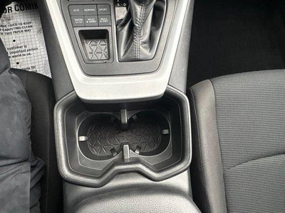 2022 Toyota RAV4 LE AWD