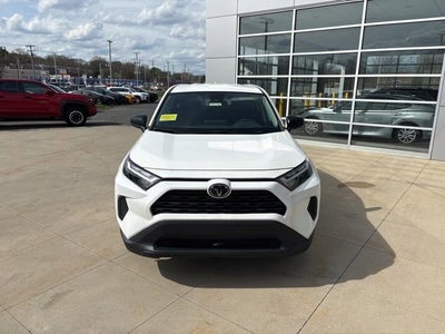 2023 Toyota RAV4 LE FWD