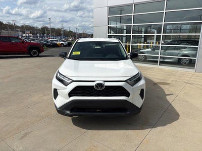 2023 Toyota RAV4 LE FWD