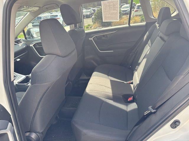 2023 Toyota RAV4 LE FWD