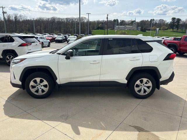 2023 Toyota RAV4 LE FWD
