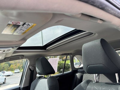 2024 Toyota RAV4 XLE AWD