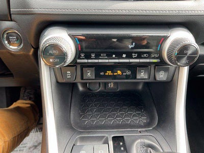 2024 Toyota RAV4 XLE AWD
