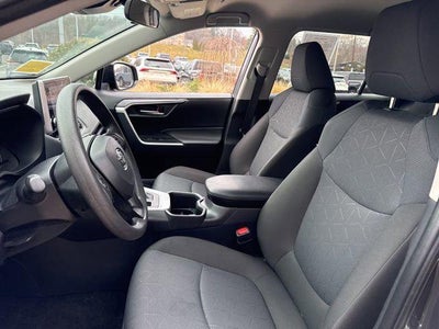 2025 Toyota RAV4 XLE AWD