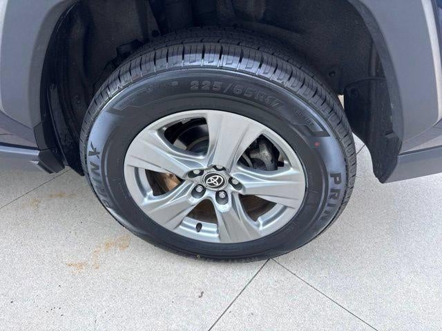 2025 Toyota RAV4 XLE AWD