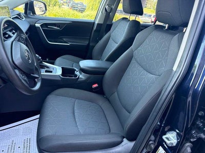 2025 Toyota RAV4 XLE AWD