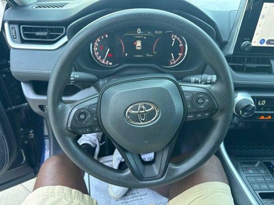 2025 Toyota RAV4 XLE AWD
