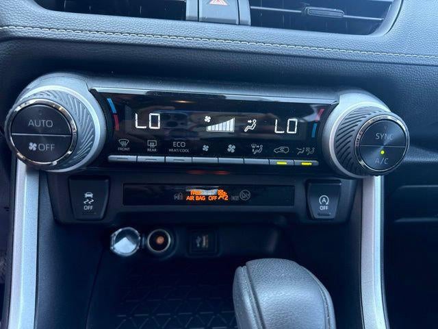 2025 Toyota RAV4 XLE AWD