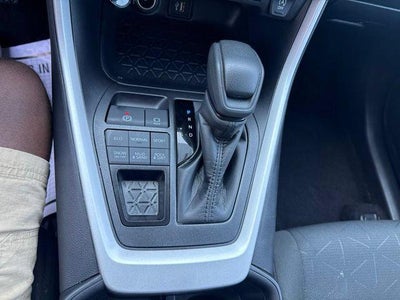 2025 Toyota RAV4 XLE AWD