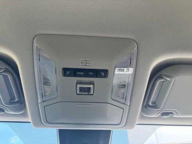 2025 Toyota RAV4 XLE AWD