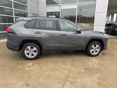 2025 Toyota RAV4 XLE AWD