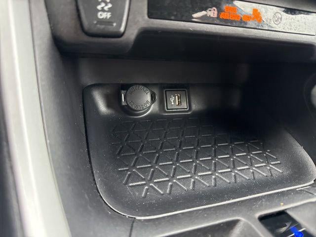 2025 Toyota RAV4 XLE AWD