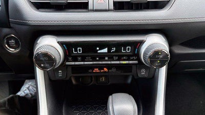 2025 Toyota RAV4 XLE AWD