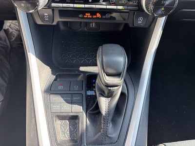 2025 Toyota RAV4 XLE AWD