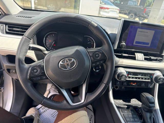 2023 Toyota RAV4 XLE AWD
