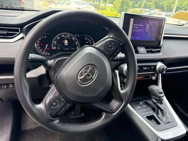 2025 Toyota RAV4 XLE AWD