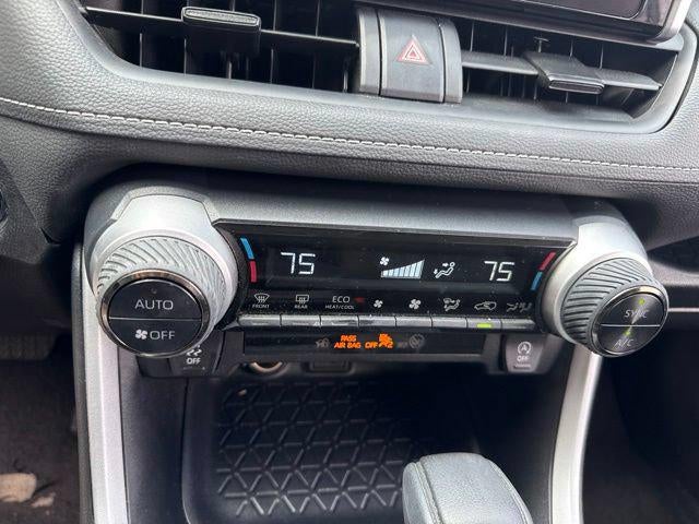 2025 Toyota RAV4 XLE AWD